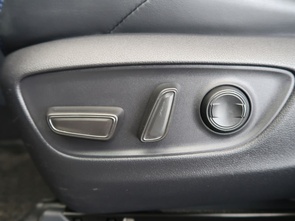 Toyota RAV4 SUV / Terénní 2,5 l 131 kw