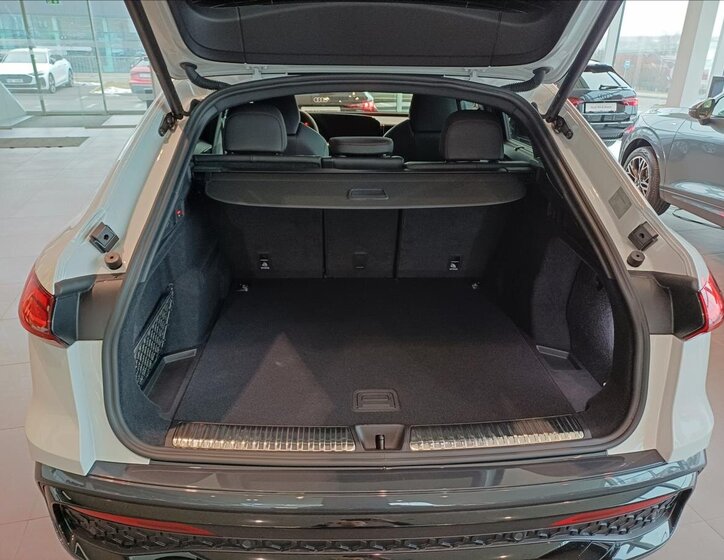 Audi Q5 SUV / Terénní 2,0 l 150 kw