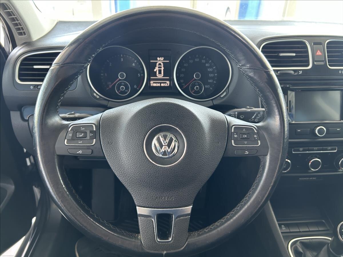 Volkswagen Golf Kombi 2,0 l 103 kw