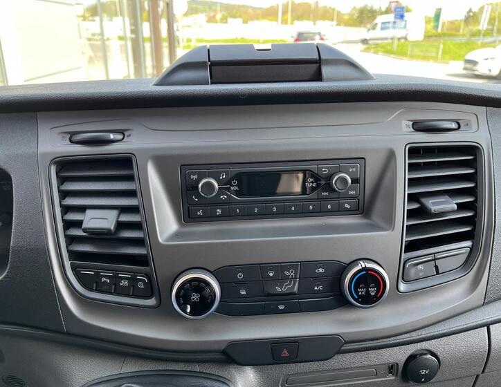 Ford Transit 11