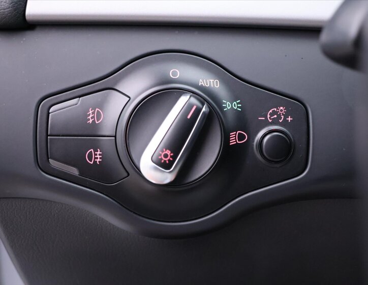 Audi A4 Kombi 2,0 l 110 kw