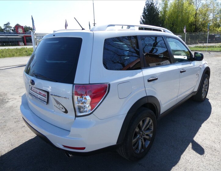 Subaru Forester SUV / Terénní 2,0 l 110 kw