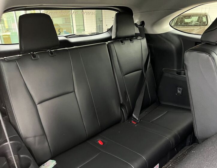 Toyota Highlander 16