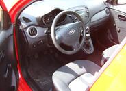 Hyundai i10 9