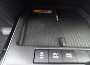 Toyota Corolla Cross CUV / Crossover 1,8 l 103 kw