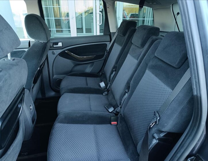 Ford C-MAX MPV 2,0 l 100 kw