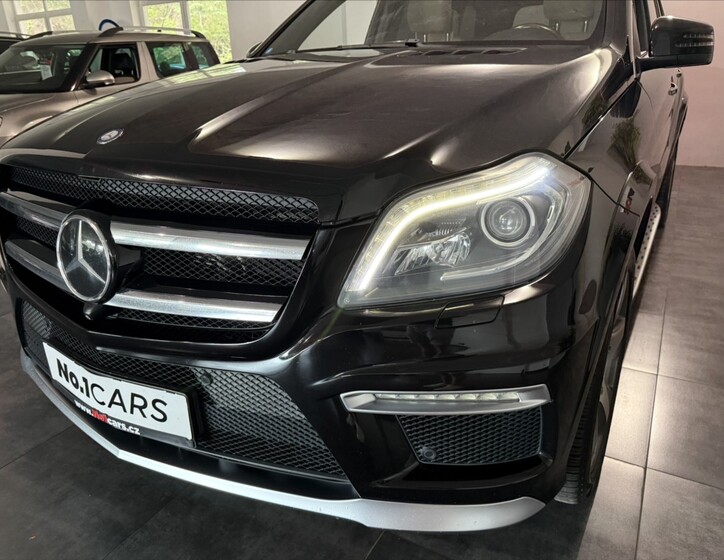 Mercedes-Benz GL 30