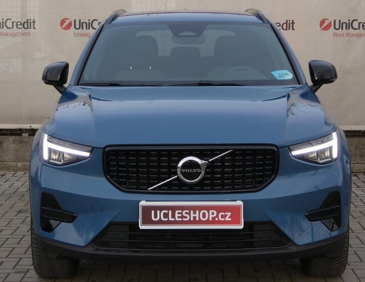 Volvo XC40 SUV / Terénní 2,0 l 120 kw