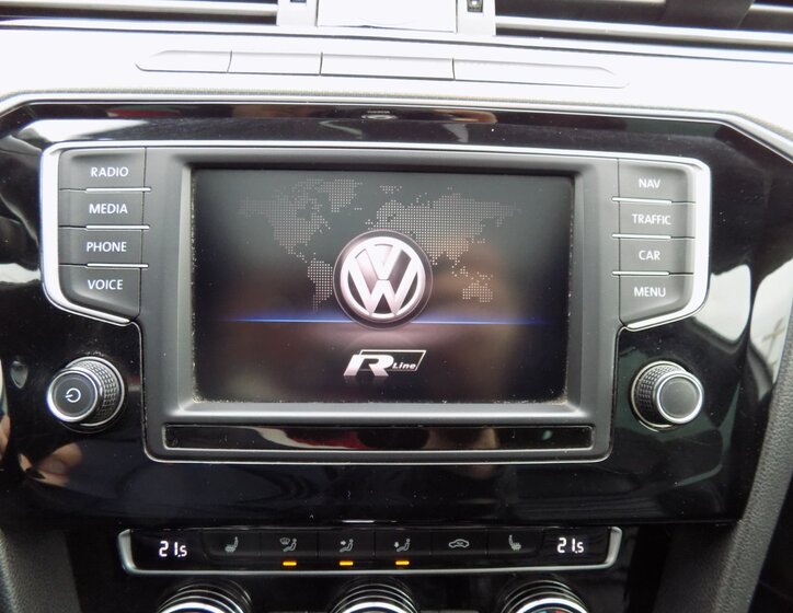 Volkswagen Passat 36