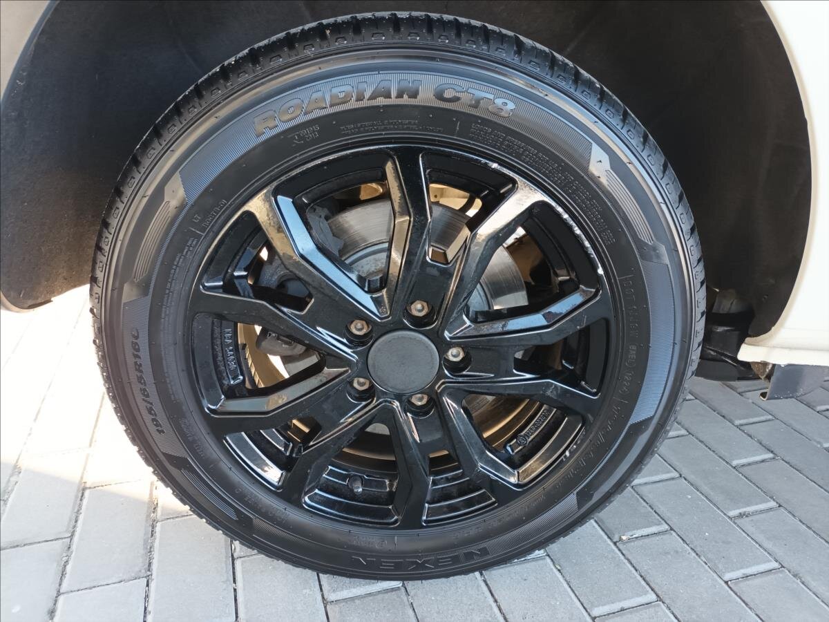 Mercedes-Benz Vito VAN-Minibus 1,8 l 100 kw