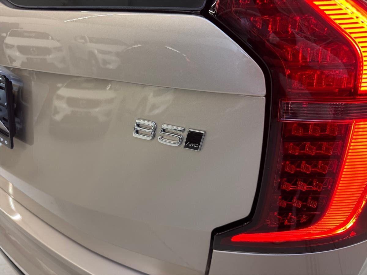 Volvo XC90 SUV 2,0 l 184 kw