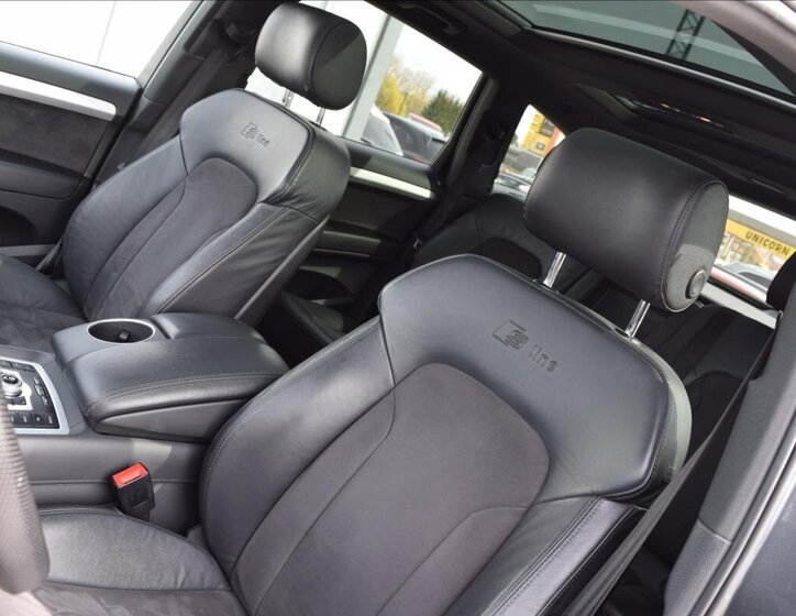 Audi Q7 SUV 3,0 l 180 kw