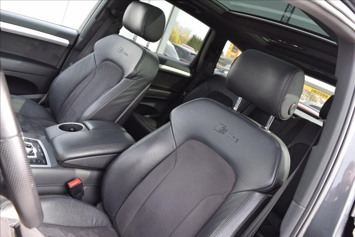 Audi Q7 SUV 3,0 l 180 kw