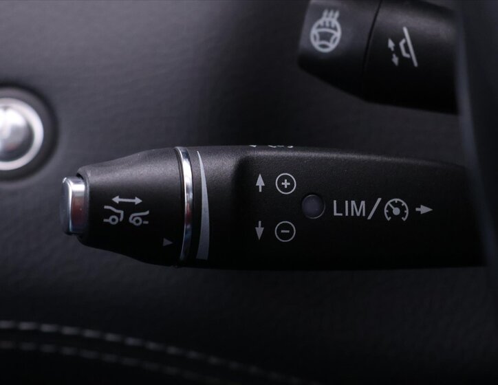 Mercedes-Benz Třídy S Kupé 5,5 l 430 kw