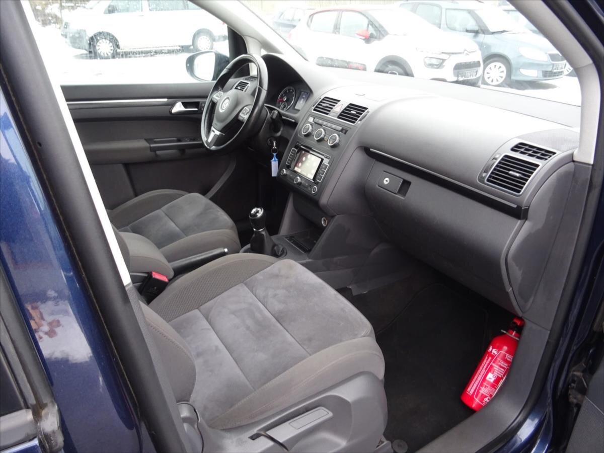 Volkswagen Touran MPV 1,2 l 77 kw