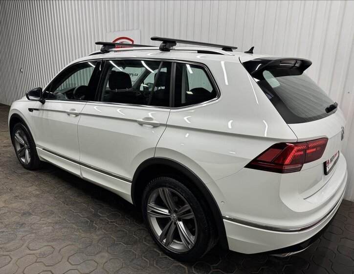 Volkswagen Tiguan Allspace SUV / Terénní 2,0 l 140 kw