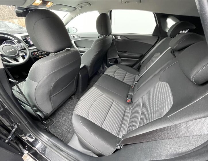 KIA Ceed Hatchback 998,0 74 kw