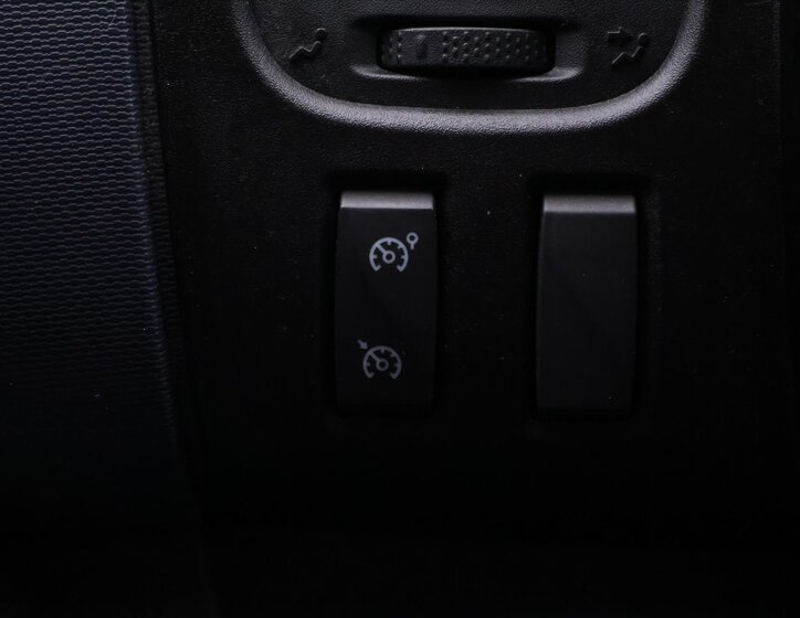 Opel Vivaro Ostatní 1,6 l 89 kw