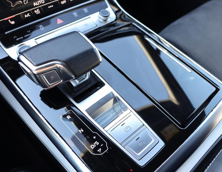 Audi Q7 SUV / Terénní 3,0 l 210 kw