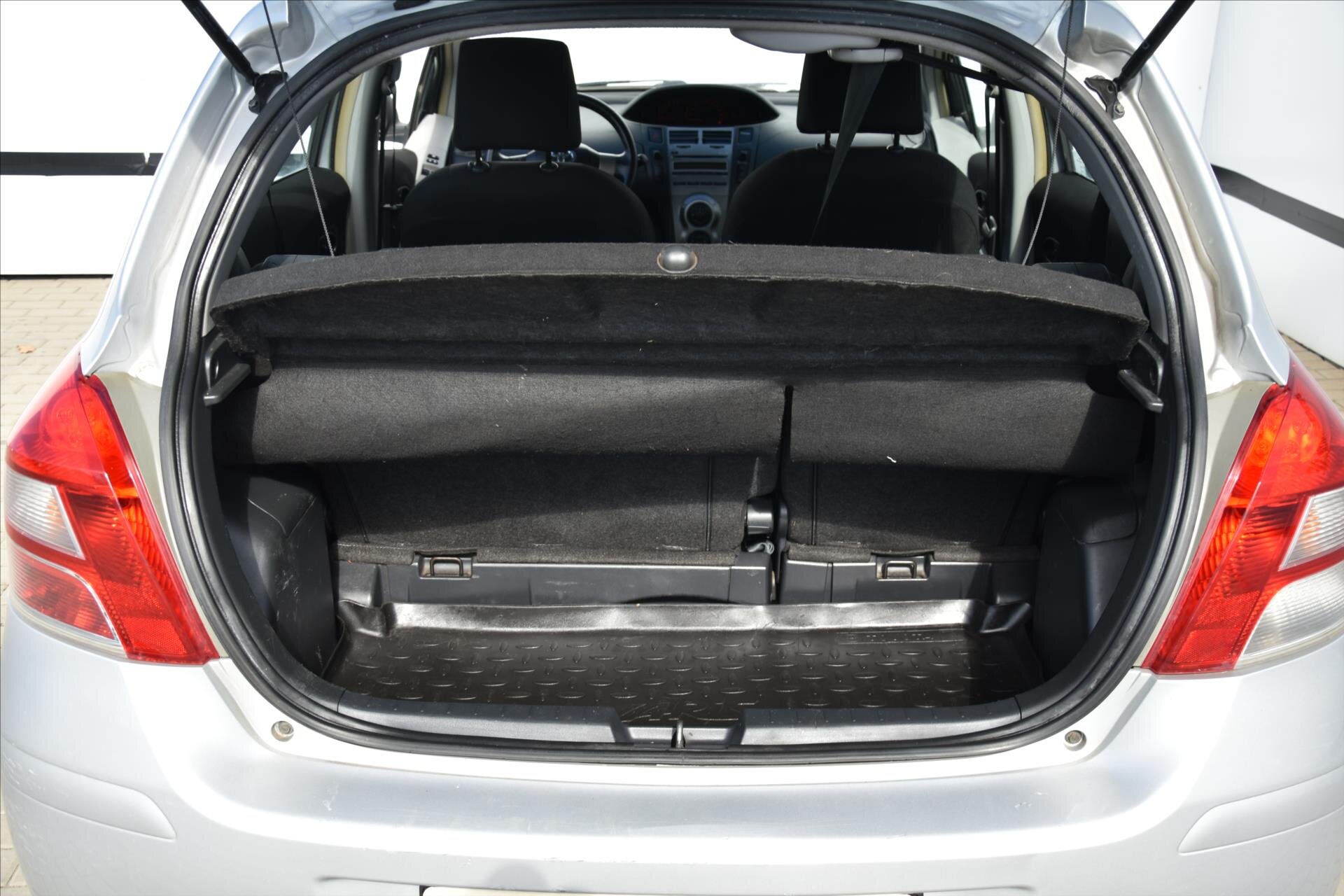 Toyota Yaris Hatchback 1,3 l 73 kw