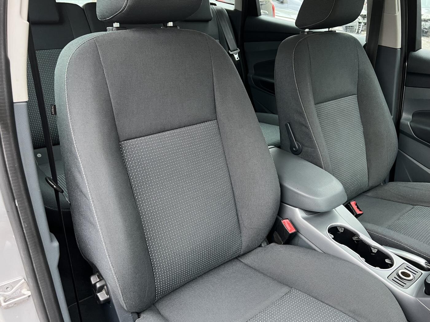 Ford C-MAX MPV 2,0 l 85 kw