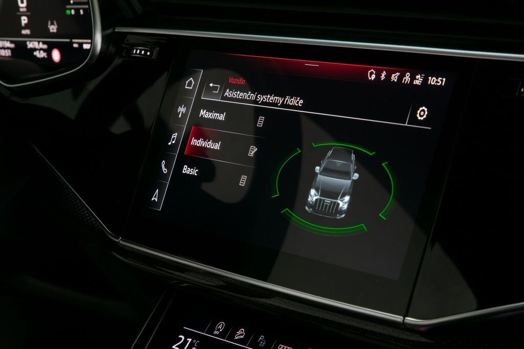 Audi SQ8 SUV 4,0 l 373 kw