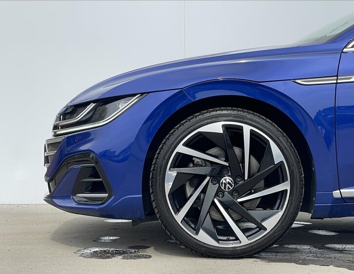 Volkswagen Arteon Hatchback 2,0 l 206 kw