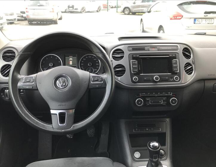 Volkswagen Tiguan 12