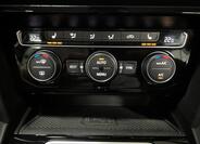 Volkswagen Passat 24