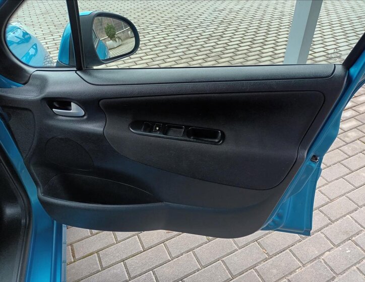 Peugeot 207 Kombi 1,4 l 54 kw