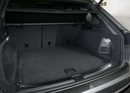 Volkswagen Touareg SUV / Terénní 3,0 l 210 kw