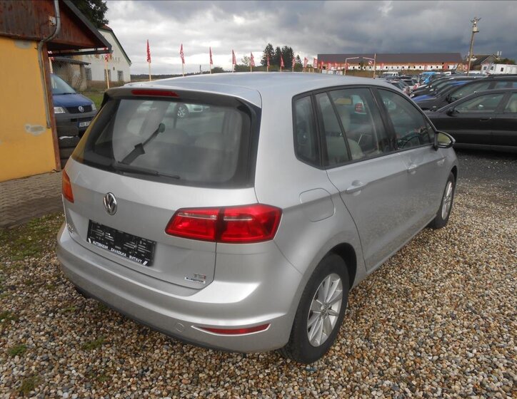 Volkswagen Golf Sportsvan 6