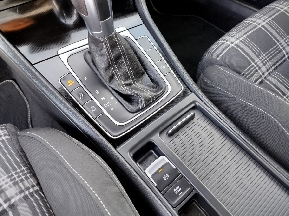 Volkswagen Golf Kombi 2,0 l 135 kw