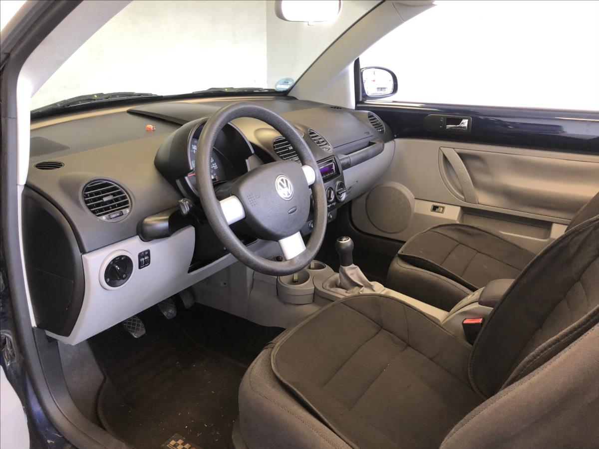 Volkswagen New Beetle