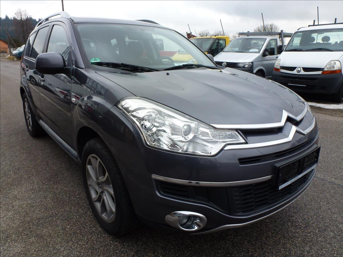 Citroën C-Crosser SUV / Terénní 2,2 l 115 kw