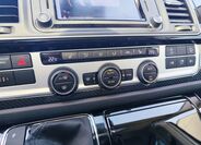 Volkswagen Multivan 26