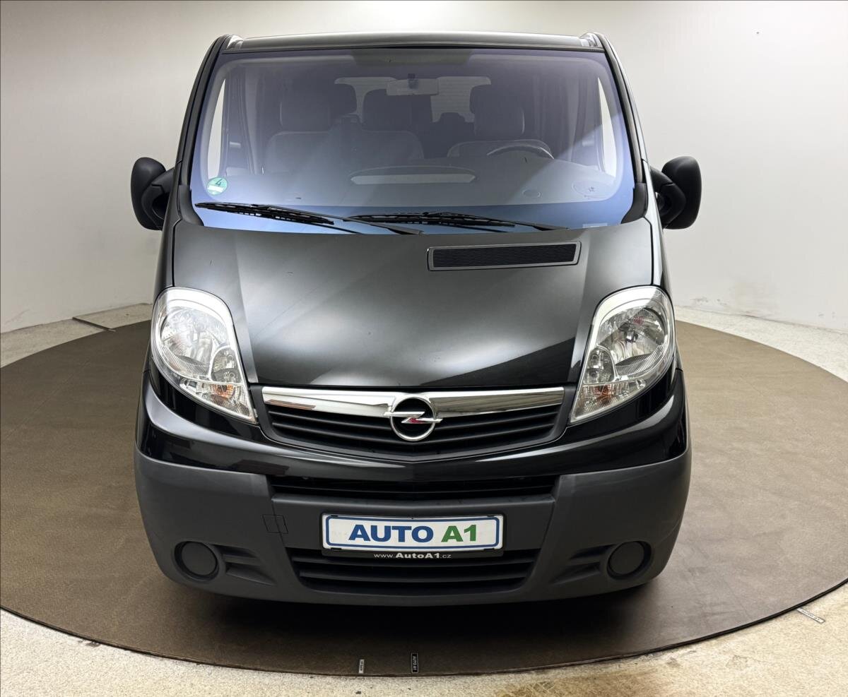 Opel Vivaro Kombi 2,5 l 107 kw