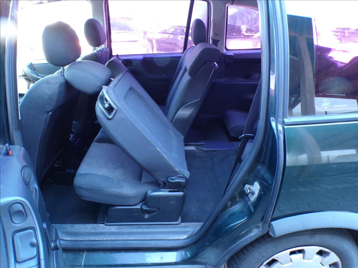 Opel Zafira MPV 1,6 l 74 kw