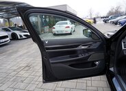 BMW Řada 7 Sedan 3,0 l 210 kw