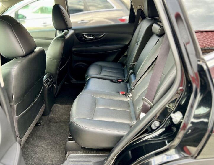 Nissan X-Trail SUV 1,7 l 110 kw