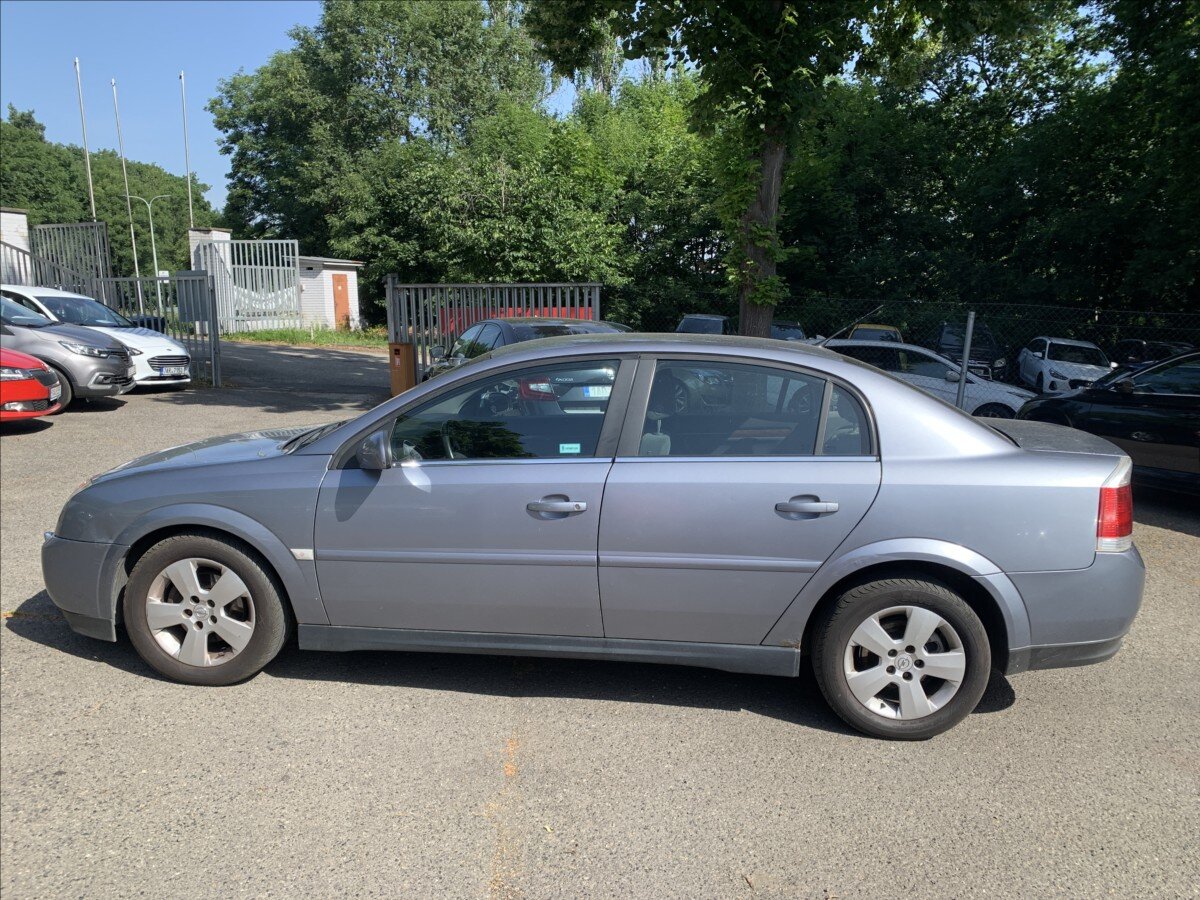 Opel Vectra Sedan 2,2 l 92 kw