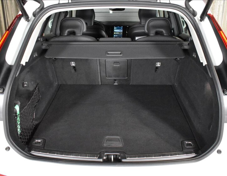 Volvo XC60 SUV / Terénní 2,0 l 145 kw