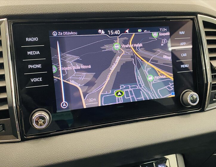 Škoda Karoq SUV / Terénní 1,5 l 110 kw