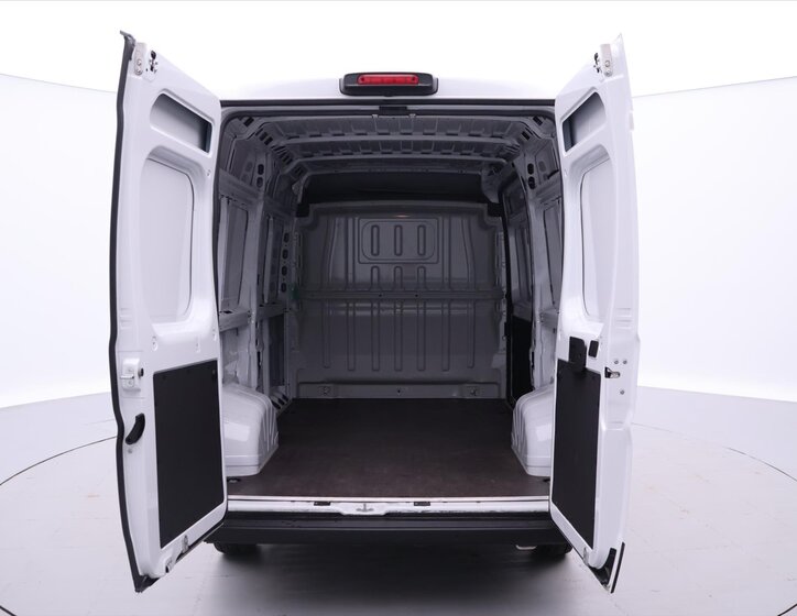 Toyota Proace Max Skříň 2,2 l 88 kw