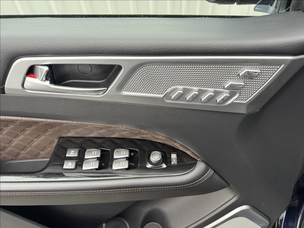 SsangYong Rexton SUV 2,2 l 148 kw