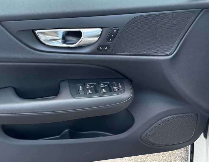 Volvo V60 Kombi 2,0 l 145 kw