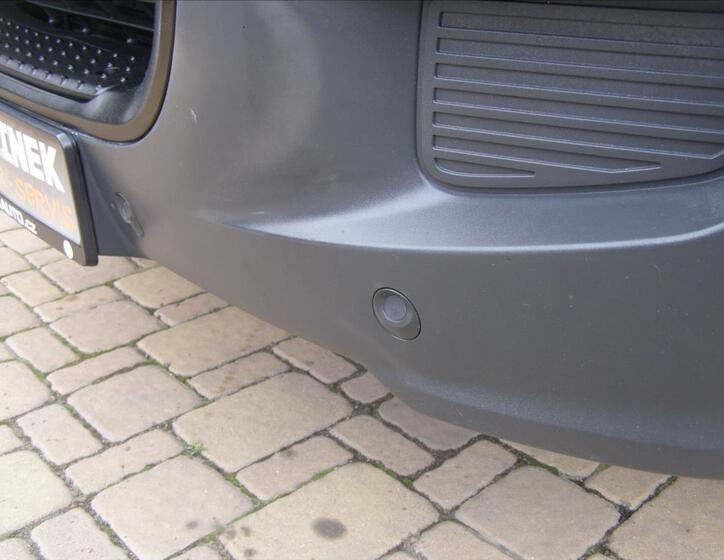 Volkswagen Crafter 9