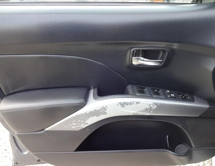 Peugeot 4007 Kombi 2,2 l 115 kw