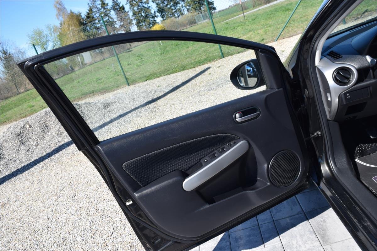 Mazda 2 Hatchback 1,3 l 55 kw