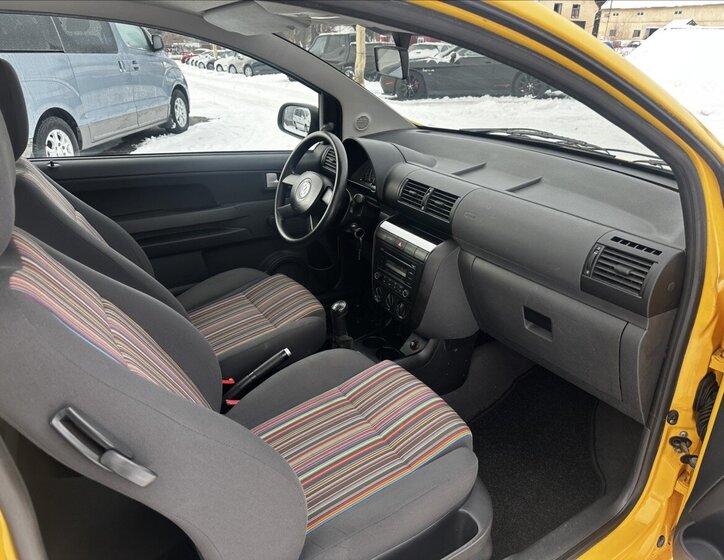Volkswagen Fox Hatchback 1,2 l 40 kw